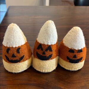 Halloween Candy Corn Felt Decorations stand up decor festive fun Jack’o lantern.